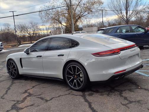 2018 Porsche Panamera 4S