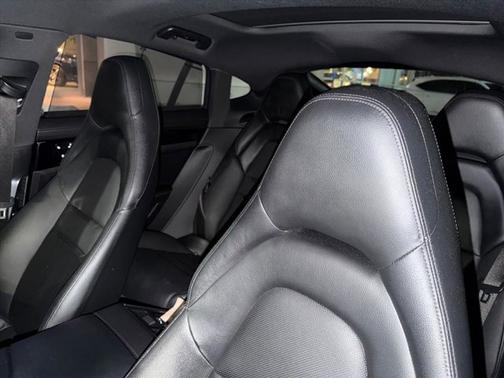 2018 Porsche Panamera 4S