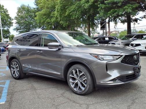 2022 Acura MDX w/Technology Package