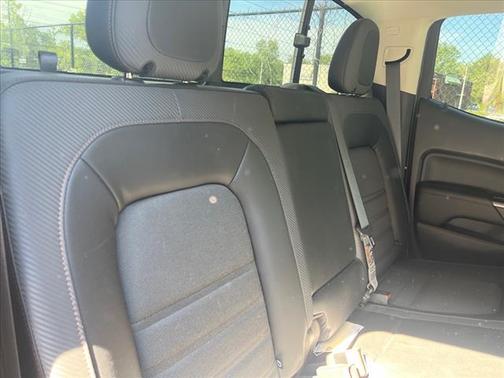 2022 GMC Canyon 4WD AT4 w/Leather