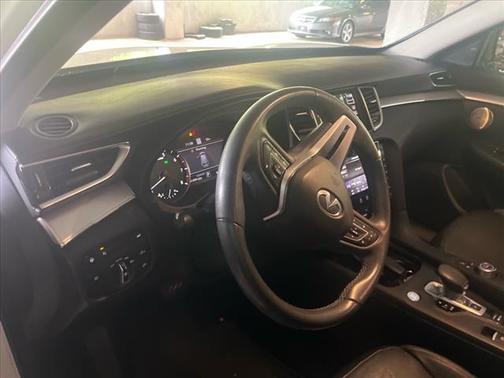 2022 INFINITI QX50 ESSENTIAL