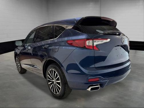 2025 Acura RDX w/Advance Package
