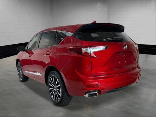 2025 Acura RDX w/Advance Package