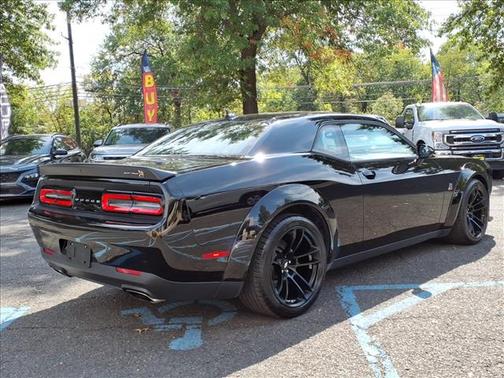 2022 Dodge Challenger R/T Scat Pack Widebody