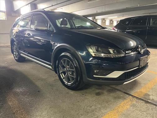 2017 Volkswagen Golf Alltrack SE
