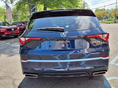 2022 Acura MDX w/Technology Package