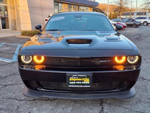 2016 Dodge Challenger SRT Hellcat