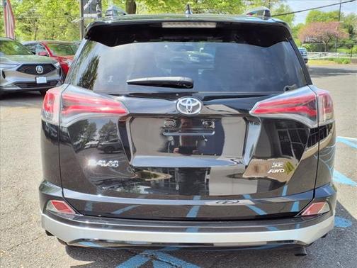 2016 Toyota RAV4 SE