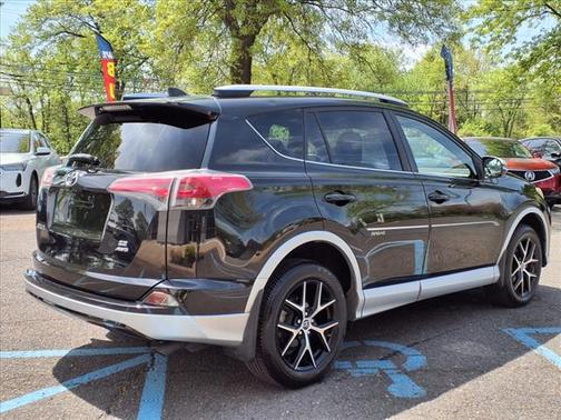2016 Toyota RAV4 SE
