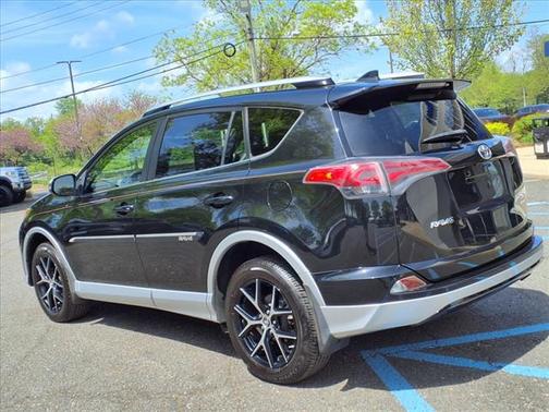 2016 Toyota RAV4 SE