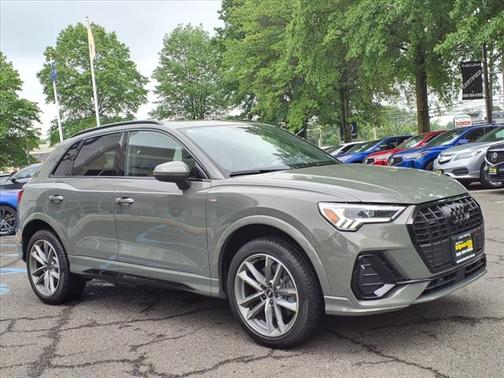 2024 Audi Q3 S line Premium Plus