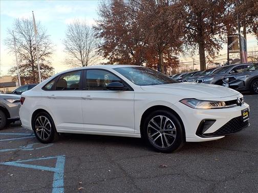 2025 Volkswagen Jetta Sport