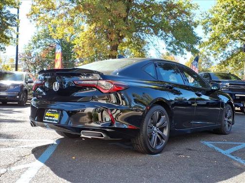 2022 Acura TLX w/A-Spec Package