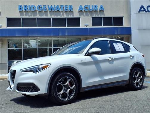 2022 Alfa Romeo Stelvio Ti