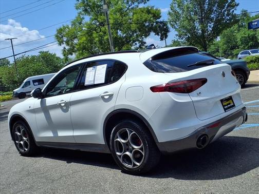 2022 Alfa Romeo Stelvio Ti