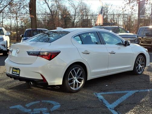 2022 Acura ILX w/Premium Package