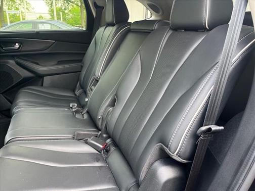 2022 Acura MDX w/Advance Package