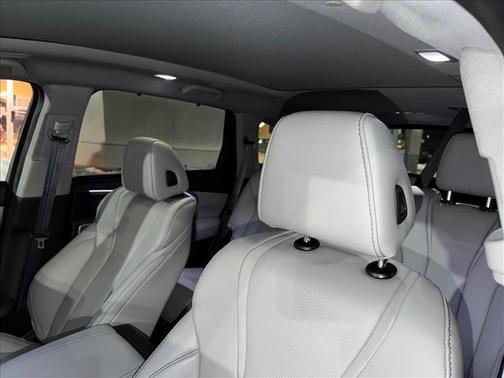 2025 Acura MDX 