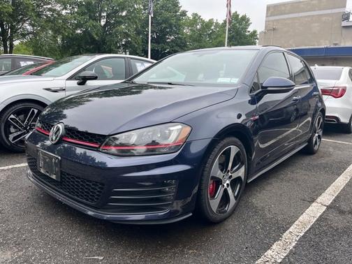 2016 Volkswagen Golf GTI SE w/Performance Pkg