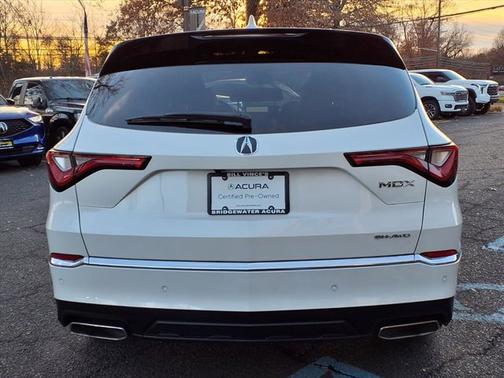2023 Acura MDX 