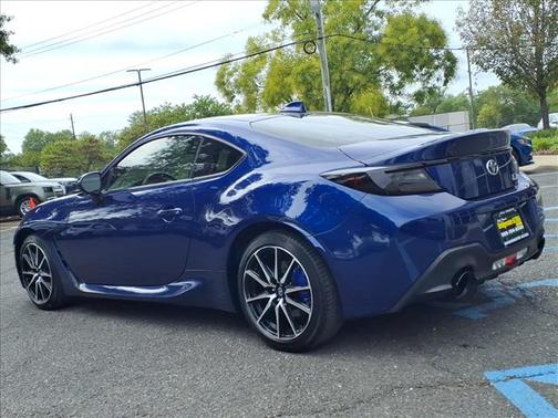 2023 Toyota GR86 Base
