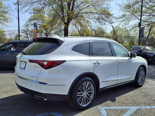 2023 Acura MDX w/Advance Package
