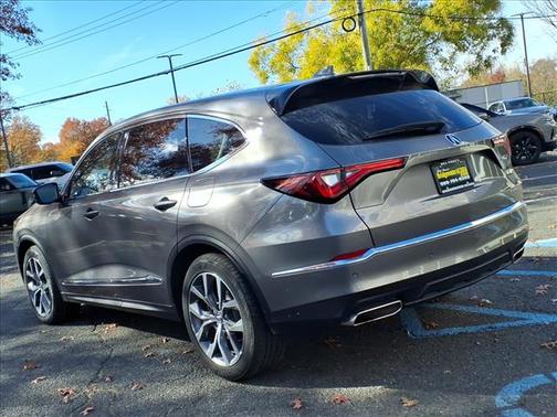 2023 Acura MDX w/Technology Package