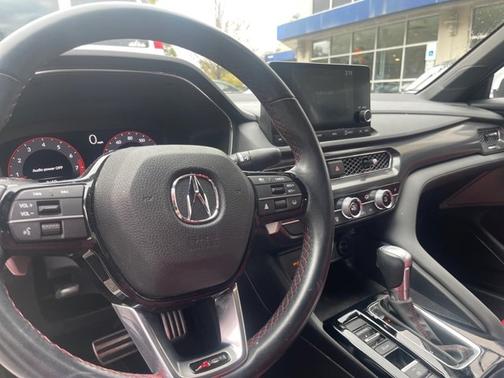 2023 Acura Integra w/A-Spec Package