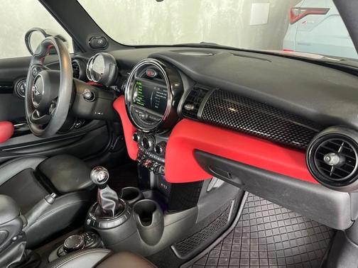 2017 MINI Hardtop Cooper S