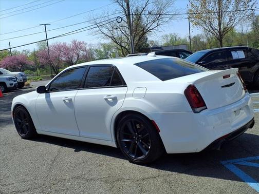 2023 Chrysler 300 300C