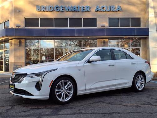 2024 Cadillac CT4 Luxury