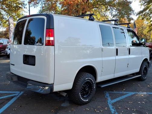 2023 Chevrolet Express 2500 2500