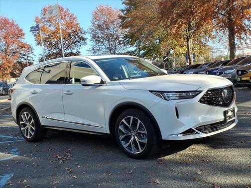 2023 Acura MDX w/Technology Package