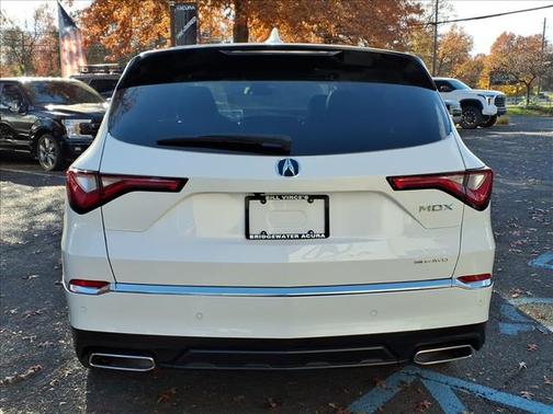 2023 Acura MDX w/Technology Package