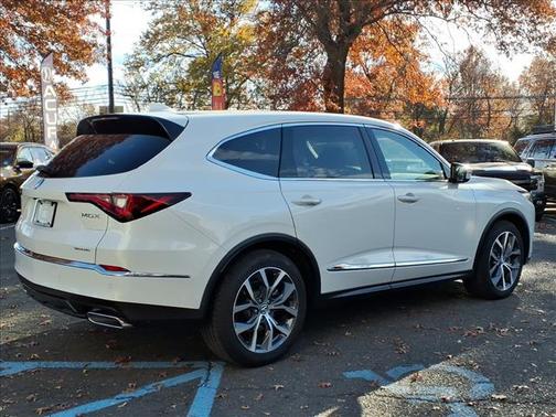 2023 Acura MDX w/Technology Package