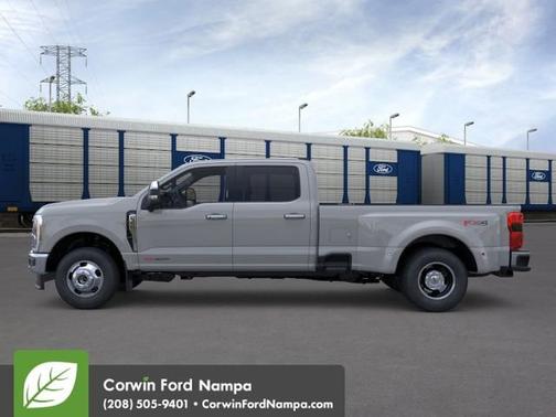 Avalanche 2026 Ford F-350 LARIAT