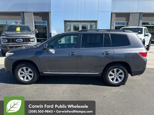 2011 Toyota Highlander SE