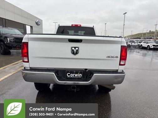 Bright White Clearcoat 2018 RAM 2500 Tradesman