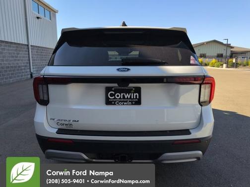 Star White Metallic Tri-Coat 2026 Ford Explorer Platinum