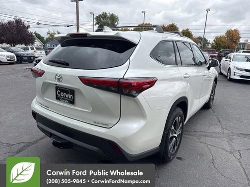 2020 Toyota Highlander XLE