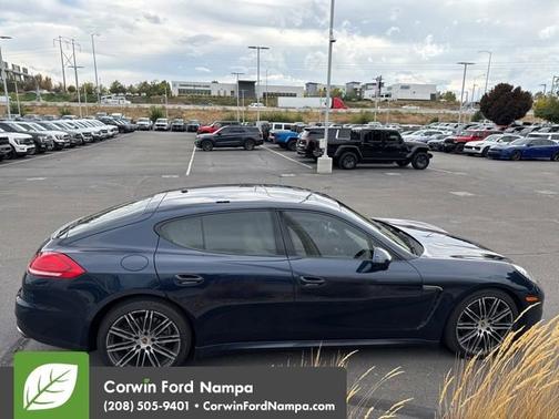 2015 Porsche Panamera 4S