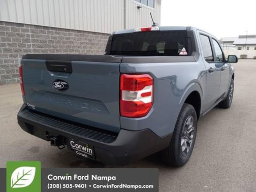 Azure Gray Metallic Tri-Coat 2026 Ford Maverick XLT