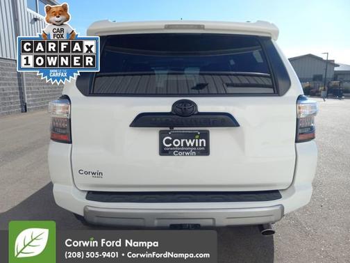 2022 Toyota 4Runner TRD Off Road