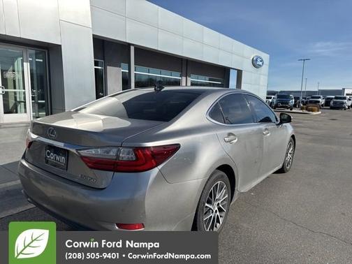 2016 Lexus ES 350 Base