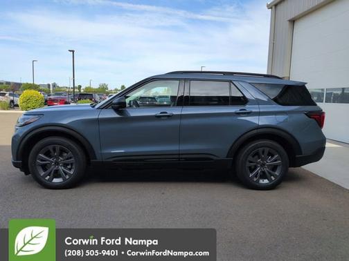 Vapor Blue Metallic 2026 Ford Explorer Active