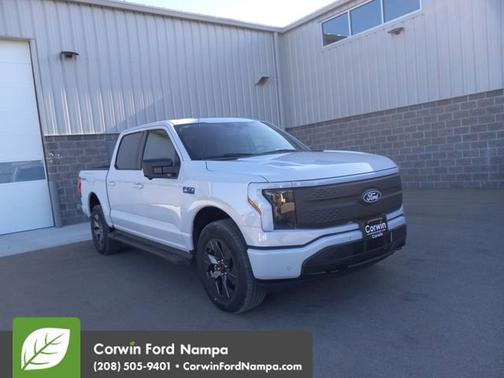 2025 Ford F-150 Lightning Flash