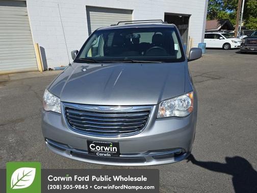 2015 Chrysler Town & Country Touring