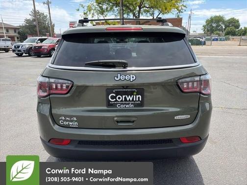 Olive Green Pearlcoat 2018 Jeep Compass Latitude