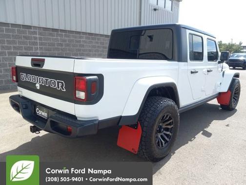 2022 Jeep Gladiator Willys