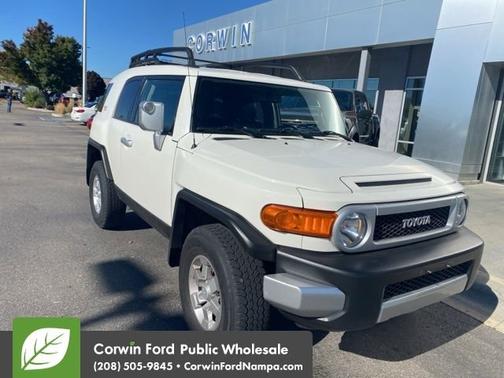 2012 Toyota FJ Cruiser Base